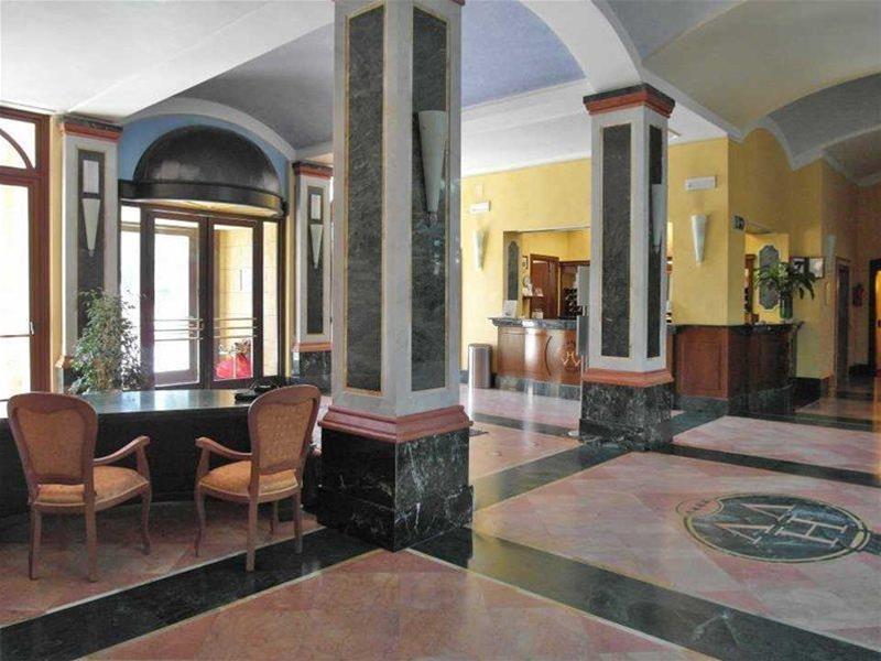 Hotel Villa Vecchia Monte Porzio Catone Exterior foto